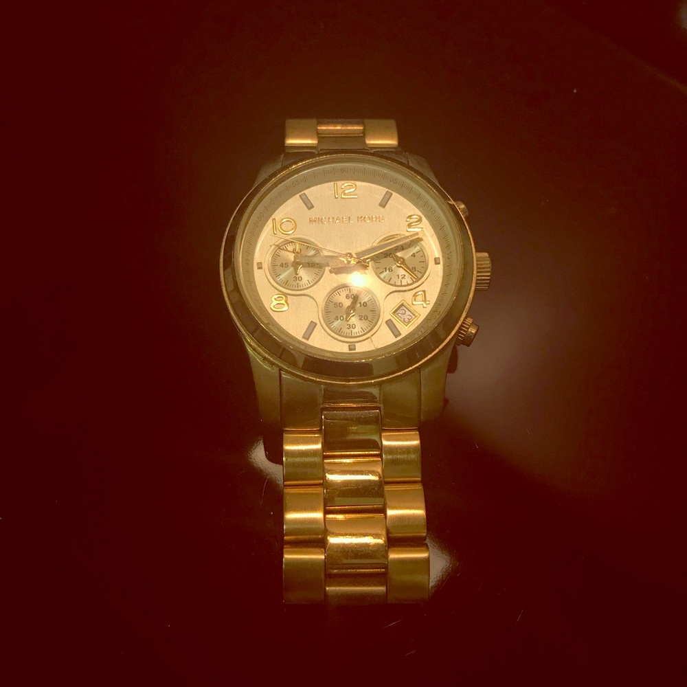 Michael Kors Classic and Elegant Watch